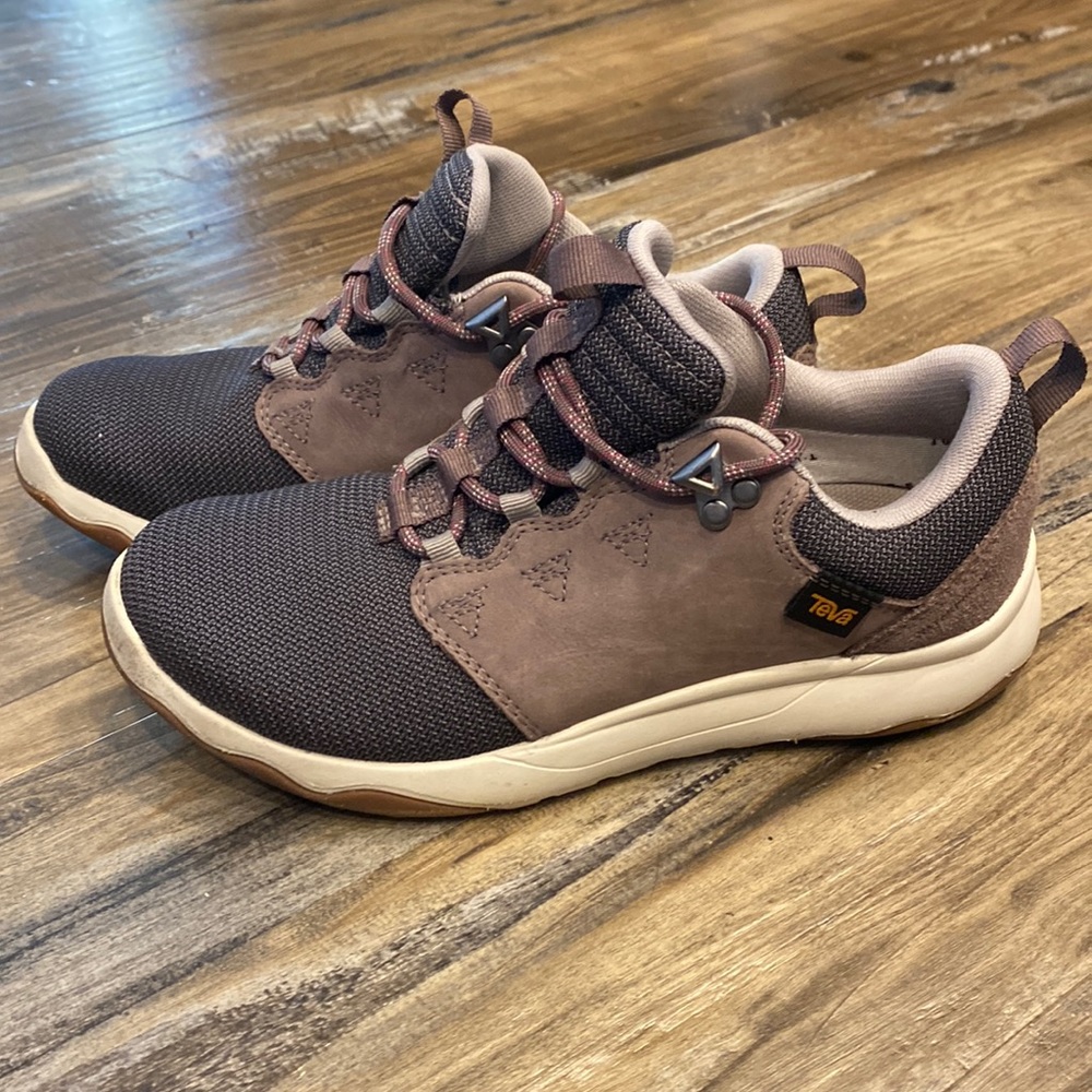 Teva Hiking Sneakers